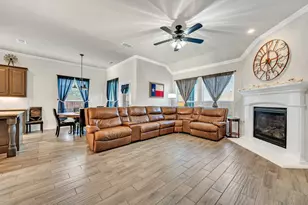 717 Willowbranch Ln, Midlothian, TX 76065 - Photo 11