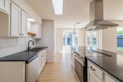 220 Jeaneta Avenue, Benbrook, TX 76126 - Photo 9