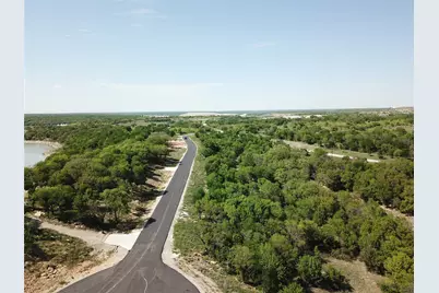 157 Hanna Oak Court, Bridgeport, TX 76426 - Photo 9