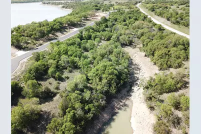 149 Hanna Oak Court, Bridgeport, TX 76426 - Photo 11