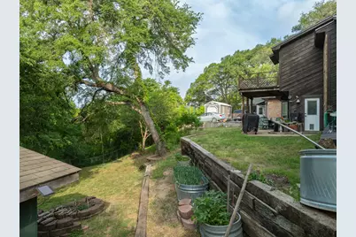 2612 Rockview Drive, Waco, TX 76710 - Photo 9