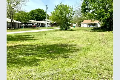 900 N Mason Street, Bowie, TX 76230 - Photo 7