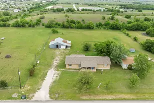 18025 Tydings Rd, Justin, TX 76247 - Photo 3