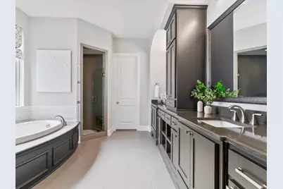 2908 Ballater Court, The Colony, TX 75056 - Photo 17