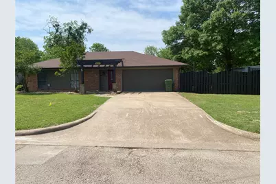 600 E Elm Street, Glen Rose, TX 76043 - Photo 1