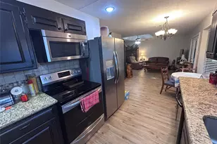 600 E Elm St, Glen Rose, TX 76043 - Photo 11