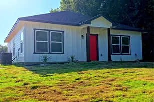 226 10th St, Paris, TX 75460 - Photo 31