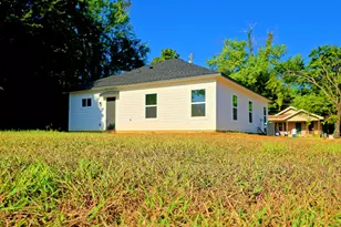 226 10th St, Paris, TX 75460 - Photo 25