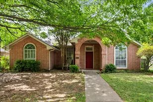 2311 Sherwood Dr, Ennis, TX 75119 - Photo 1