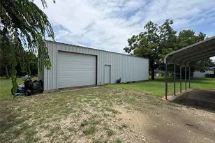 6564 Lone Star Parkway N, Crawford, TX 76638 - Photo 9