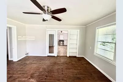 6564 Lone Star Parkway N, Crawford, TX 76638 - Photo 11