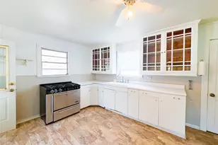 6564 Lone Star Parkway N, Crawford, TX 76638 - Photo 13