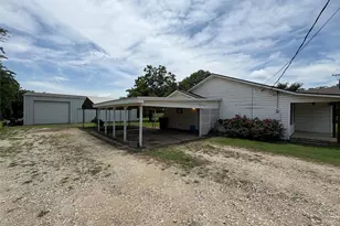 6564 Lone Star Parkway N, Crawford, TX 76638 - Photo 3