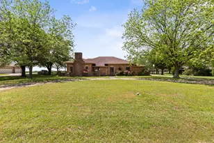 1502 Hinchliffe Rd, Mexia, TX 76667 - Photo 1