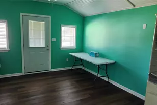 3852 Avra Cir, Granbury, TX 76048 - Photo 9