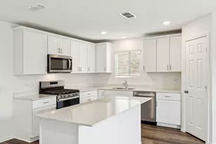 14041 Kempt Dr, Pilot Point, TX 76258 - Photo 5