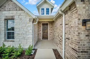 3519 Columbus St, Gainesville, TX 76240 - Photo 5