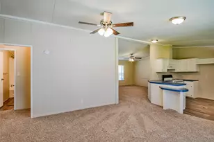 3021 Moon Ct, Granbury, TX 76049 - Photo 11