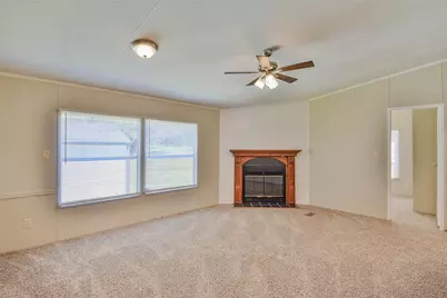 3021 Moon Court, Granbury, TX 76049 - Photo 9