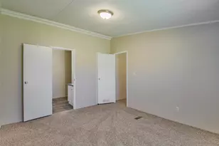 3021 Moon Ct, Granbury, TX 76049 - Photo 21