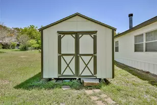 3021 Moon Ct, Granbury, TX 76049 - Photo 35