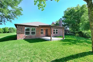 351 Peachtree Ln, Princeton, TX 75407 - Photo 3