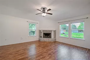 351 Peachtree Ln, Princeton, TX 75407 - Photo 9