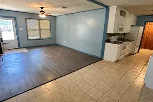 1303 22nd Ave, Mineral Wells, TX 76067 - Photo 11