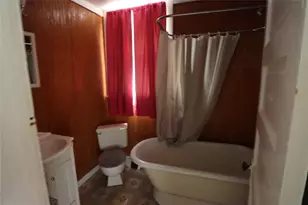 431 Walnut St, Ranger, TX 76470 - Photo 27