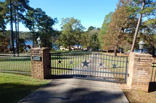 3073 E Lake Dr, Gladewater, TX 75647 - Photo 15