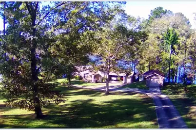 3073 East Lake Dr., Gladewater, TX 75647 - Photo 5