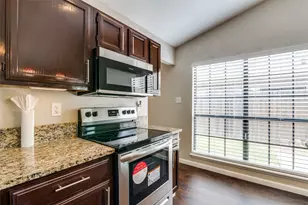 4430 Chapman St, The Colony, TX 75056 - Photo 11