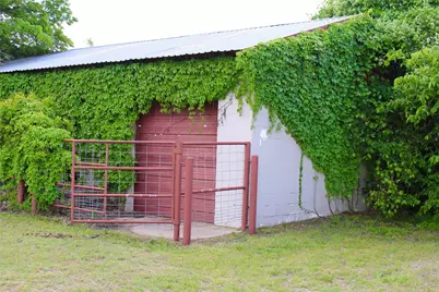 2301 Mineral Wells Highway, Weatherford, TX 76088 - Photo 9