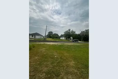 603 E 17th Avenue, Corsicana, TX 75110 - Photo 9