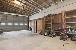 1302 Forreston Rd, Waxahachie, TX 75165 - Photo 15