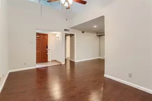 16301 Ledgemont Ln, Addison, TX 75001 - Photo 1