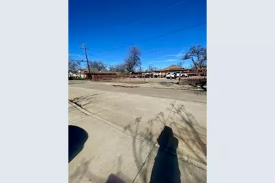 3421 Chihuahua Avenue, Dallas, TX 75212 - Photo 3