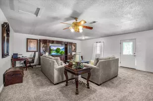 748 Rocky Ridge Ln, Weatherford, TX 76085 - Photo 7