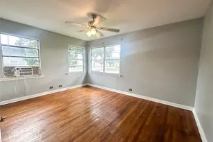 407 Bremond St, Franklin, TX 77856 - Photo 17