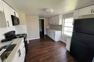 700 Dubois St, Denison, TX 75020 - Photo 9