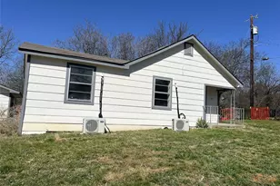 700 Dubois St, Denison, TX 75020 - Photo 1