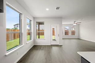 409-411 Saddle Ln, Denton, TX 76205 - Photo 11