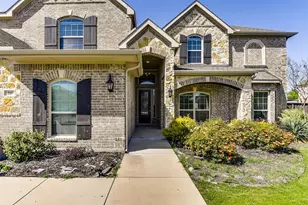 211 Stonegate Wy, Red Oak, TX 75154 - Photo 3