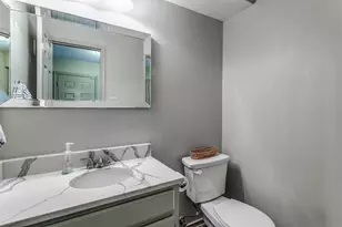 2123 Valleydale Dr, Arlington, TX 76013 - Photo 23