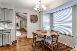 2123 Valleydale Dr, Arlington, TX 76013 - Photo 9