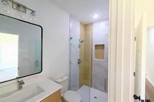 271 11th St, Paris, TX 75460 - Photo 11