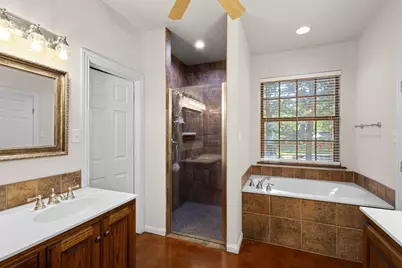 19 Shady Creek Lane, Bridgeport, TX 76426 - Photo 21