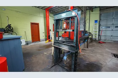 400 E Main Street, Honey Grove, TX 75446 - Photo 15