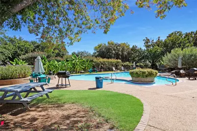 578 E Avenue J #B, Grand Prairie, TX 75050 - Photo 5