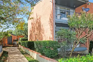 578 E Avenue J, Grand Prairie, TX 75050 - Photo 3